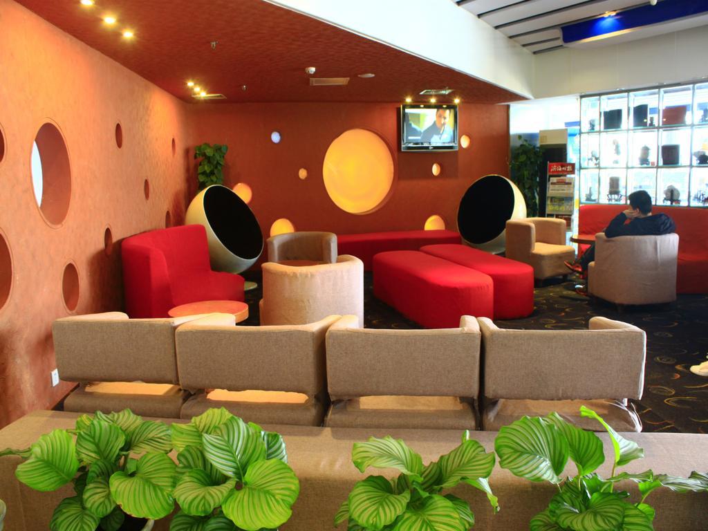 Holiday Inn Express Tianjin Binhai Екстер'єр фото