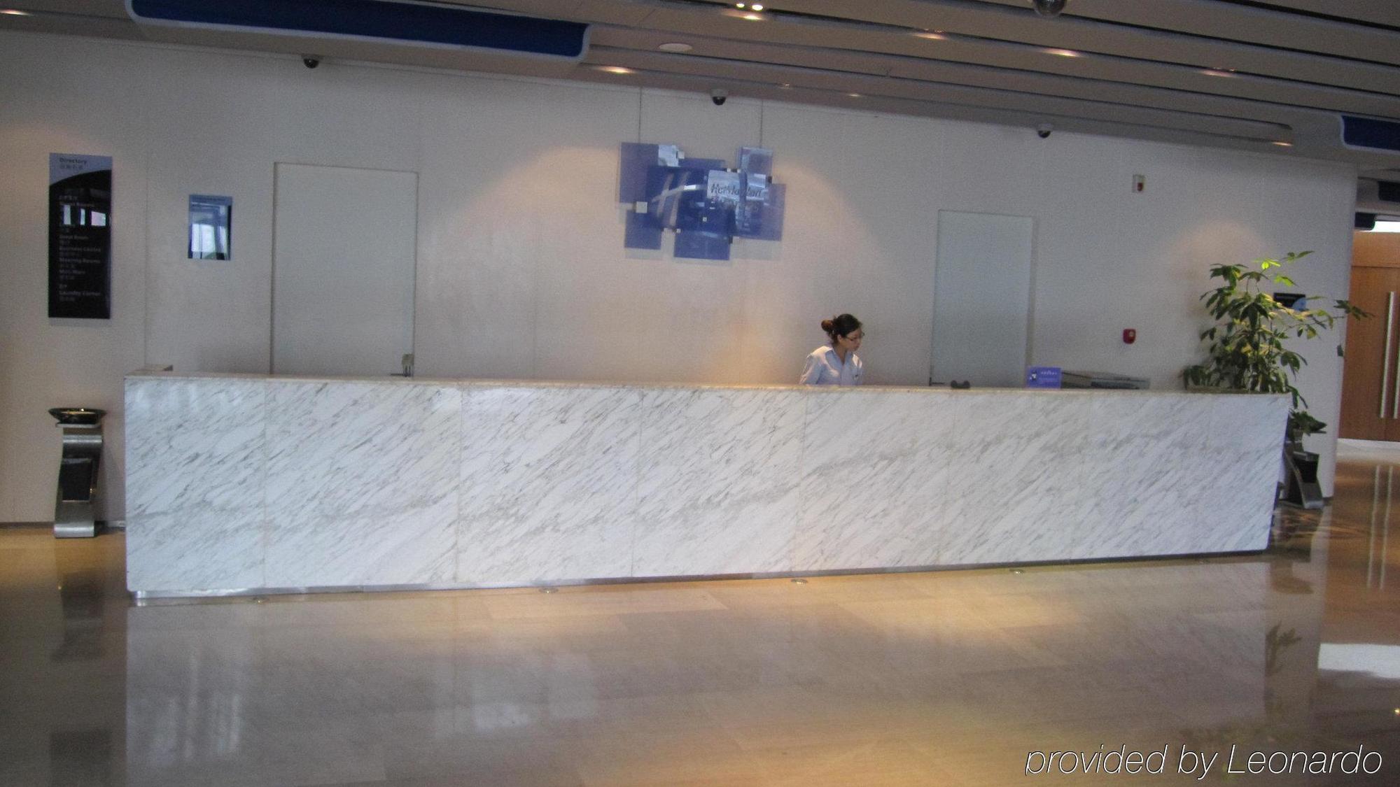 Holiday Inn Express Tianjin Binhai Екстер'єр фото